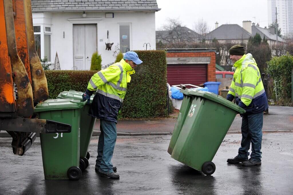 Benefits of Professional Waste Removal Services